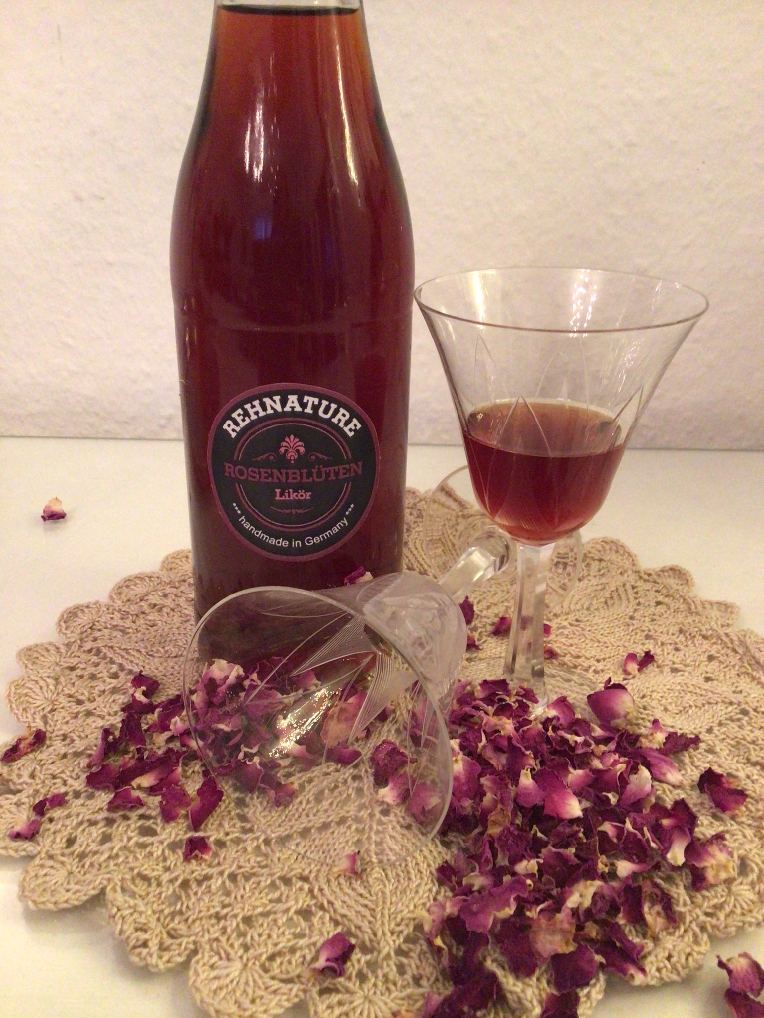 Likör Rosenblüten