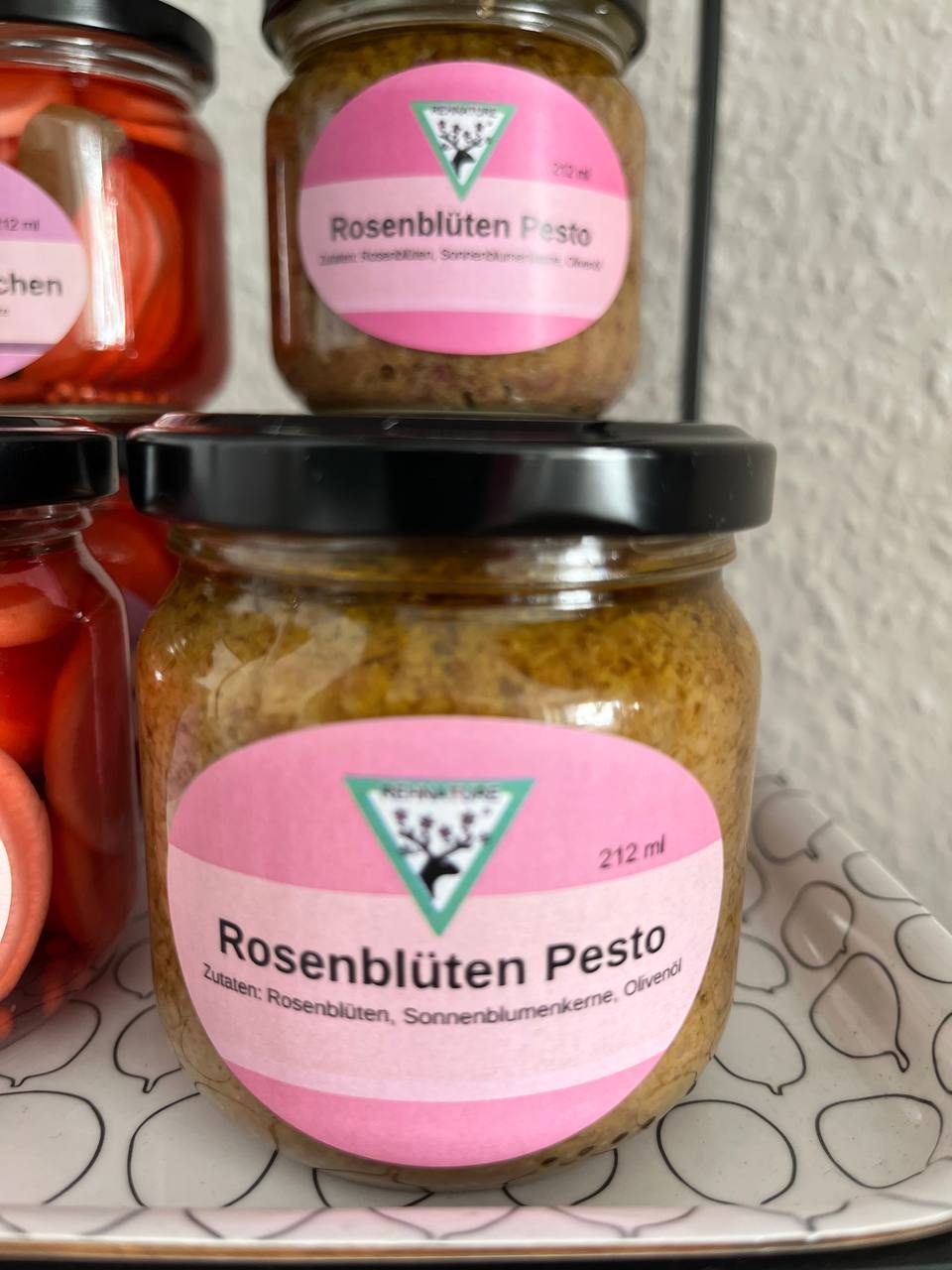 Rosenblüten Pesto