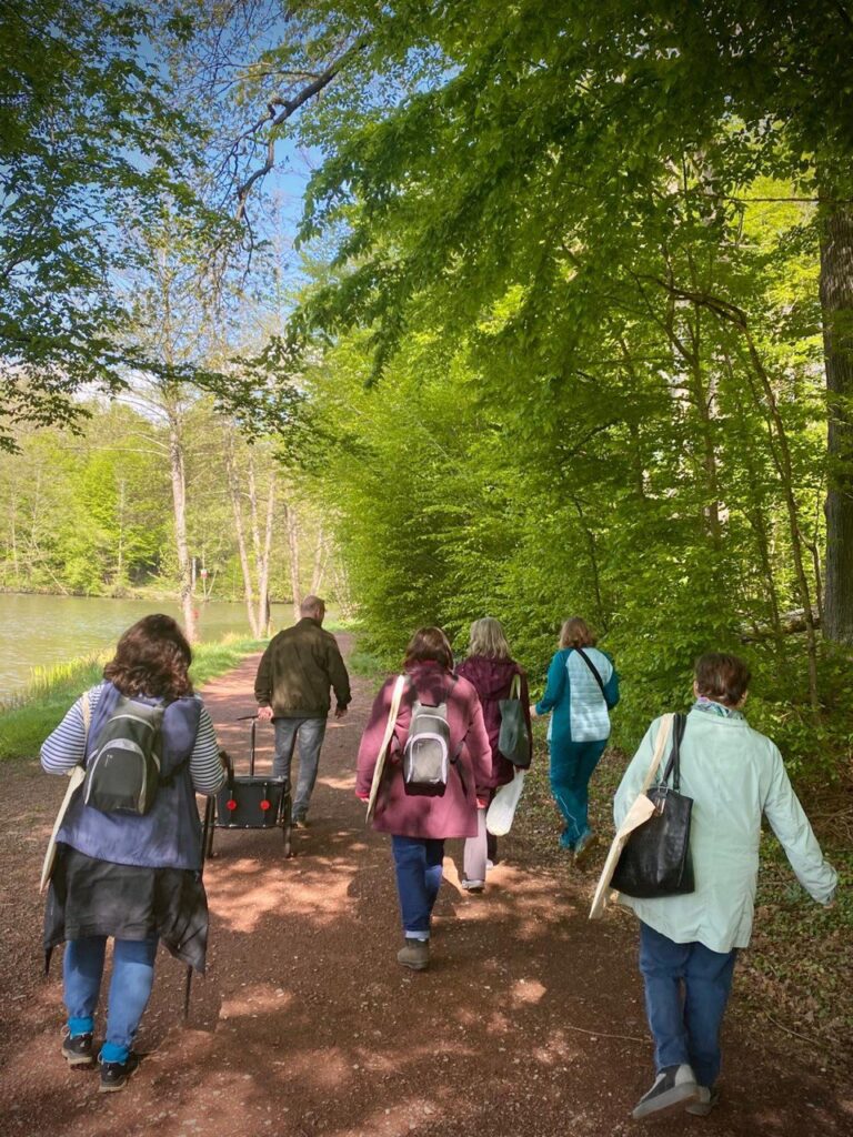 Kräuterwanderung essbare Bäume